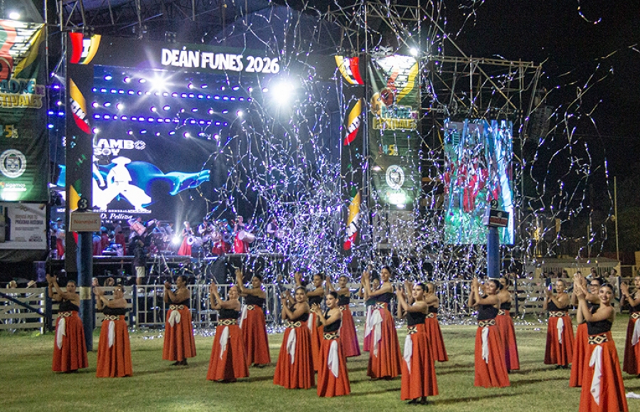 PRIMERA NOCHE DEL PADRE DE FESTIVALES