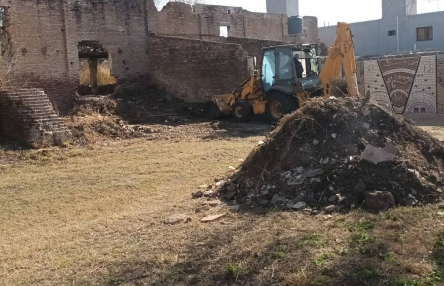 COMENZÓ LA RESTAURACIÓN DE LA HISTÓRICA CALERA DEÁN FUNES