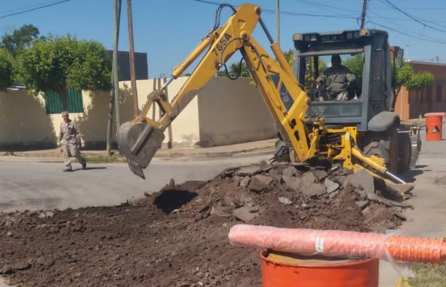 OBRAS DE REPARACIÓN EN SENADOR LÓPEZ Y LORENZO TOMALINO