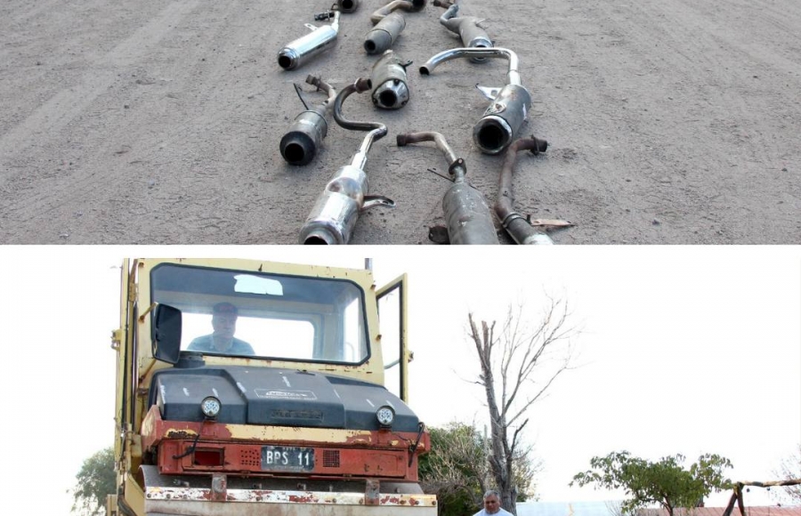 *DESTRUCCIÓN DE CAÑOS DE ESCAPES LIBRES EN DEÁN FUNES*