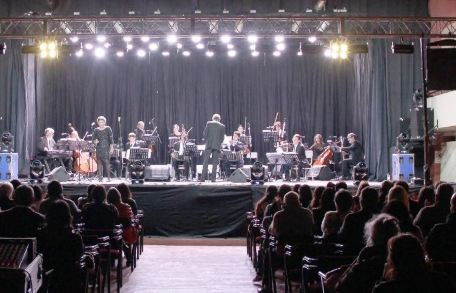 LA ORQUESTA PROVINCIAL DE MÚSICA CIUDADANA EN DEÁN FUNES