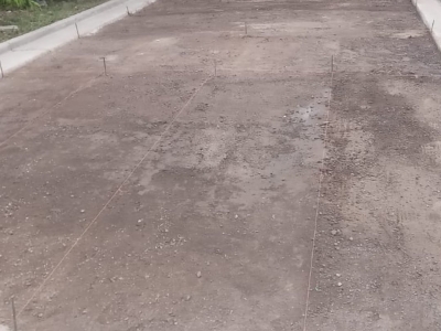 ADOQUINADO EN CALLE SOBREMONTE DEL BARRIO LA FERIA