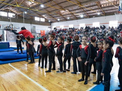 ENCUENTRO DE GIMNASIA EN DEÁN FUNES