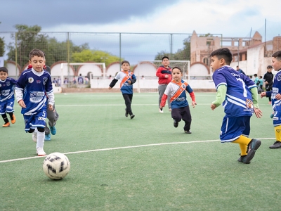 SE VIVIÓ UNA GRAN JORNADA DE FÚTBOL INFANTIL EN DEÁN FUNES